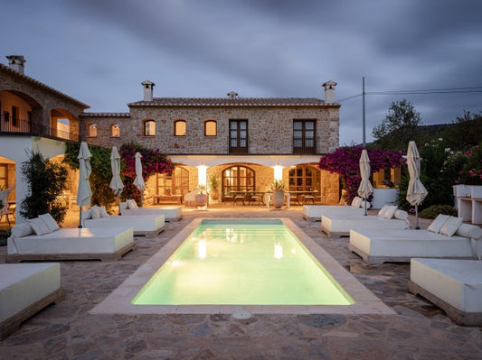 Where to Stay in Xaló: Charming Accommodations in the Vall de Pop