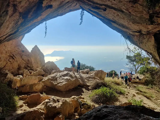 Ruta de la Sierra de Bèrnia: senderismo desde Xaló con final gourmet