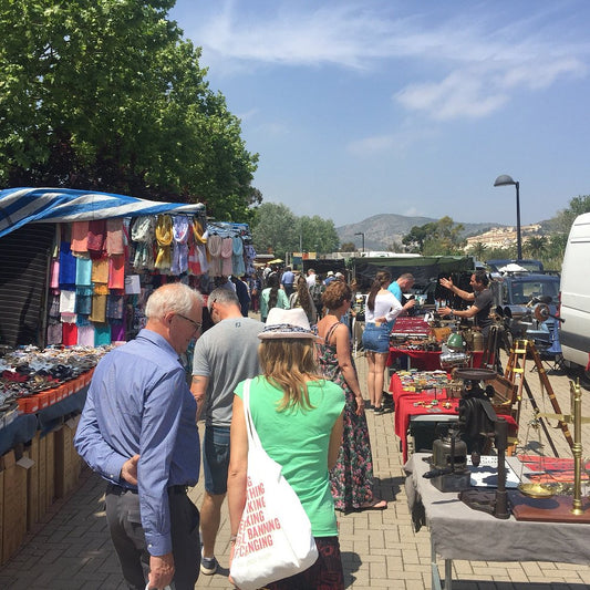 Rastro de antigüedades de Jalón: un plan perfecto frente a Bouquet Xaló