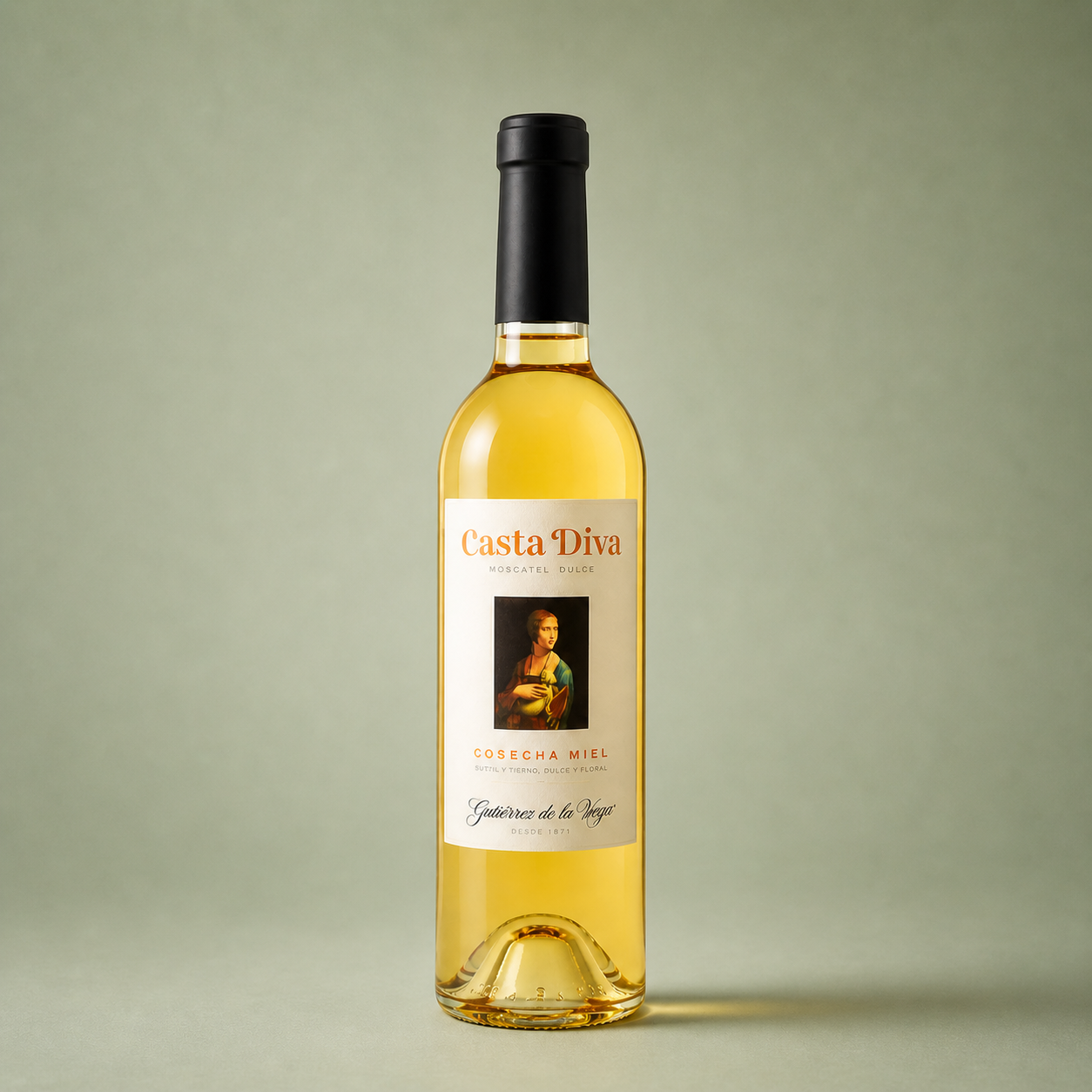 Botella de vino dulce Casta Diva Moscatel Cosecha Miel.