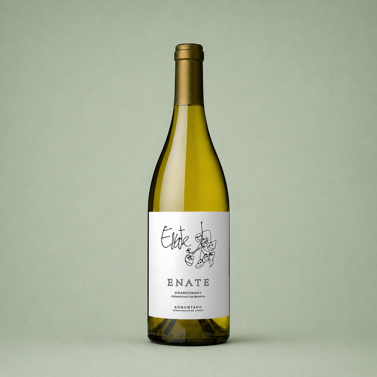 Botella de vino blanco Enate Chardonnay fermentado en barrica con etiqueta artística.