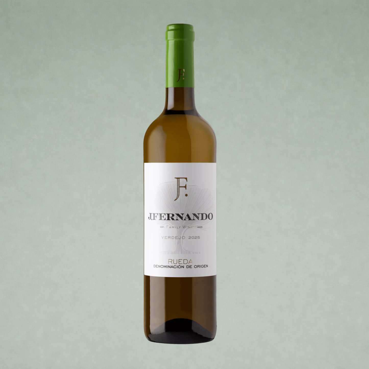 Botella de vino blanco J. Fernando Verdejo 2025 D.O. Rueda elaborada con uva Verdejo.