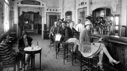 Historia del vermut: origen y tradición del aperitivo más elegante