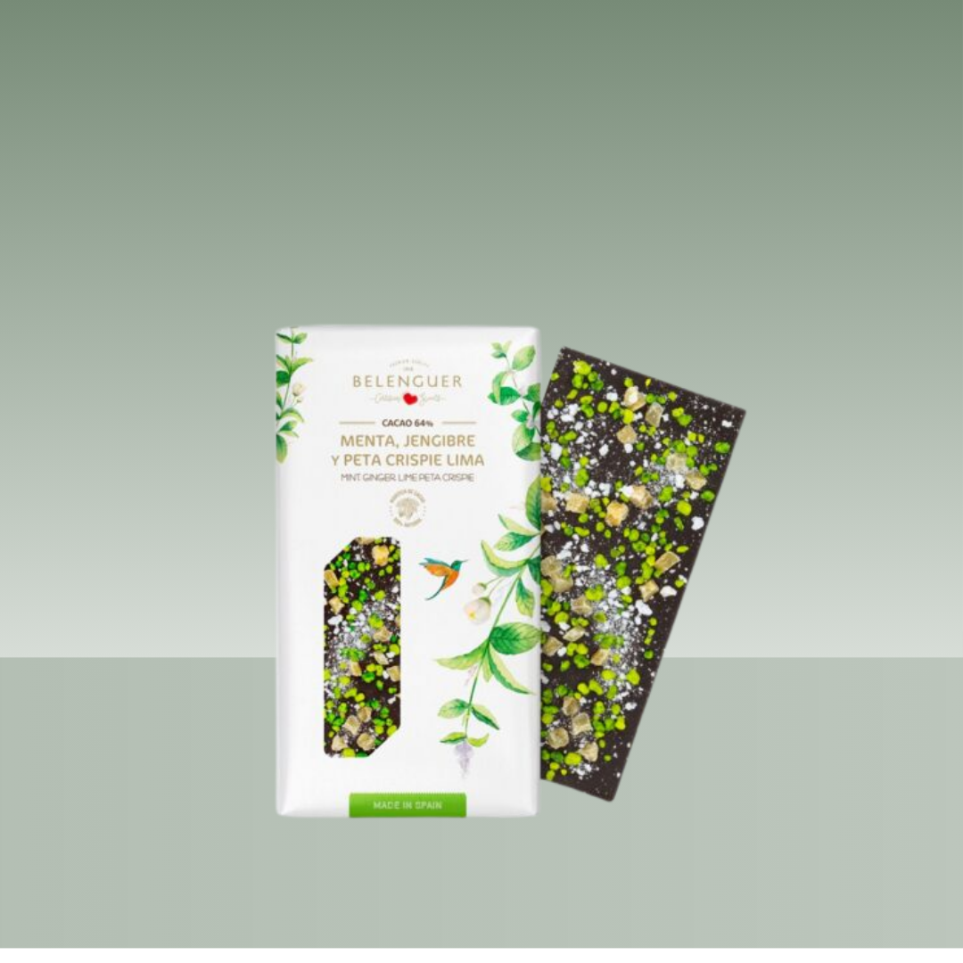 Tableta Belenguer Chocolate Negro 64 % con menta, jengibre y peta crujiente de lima. Chocolate artesanal elaborado en España, presentación elegante con tableta visible y topping natural.