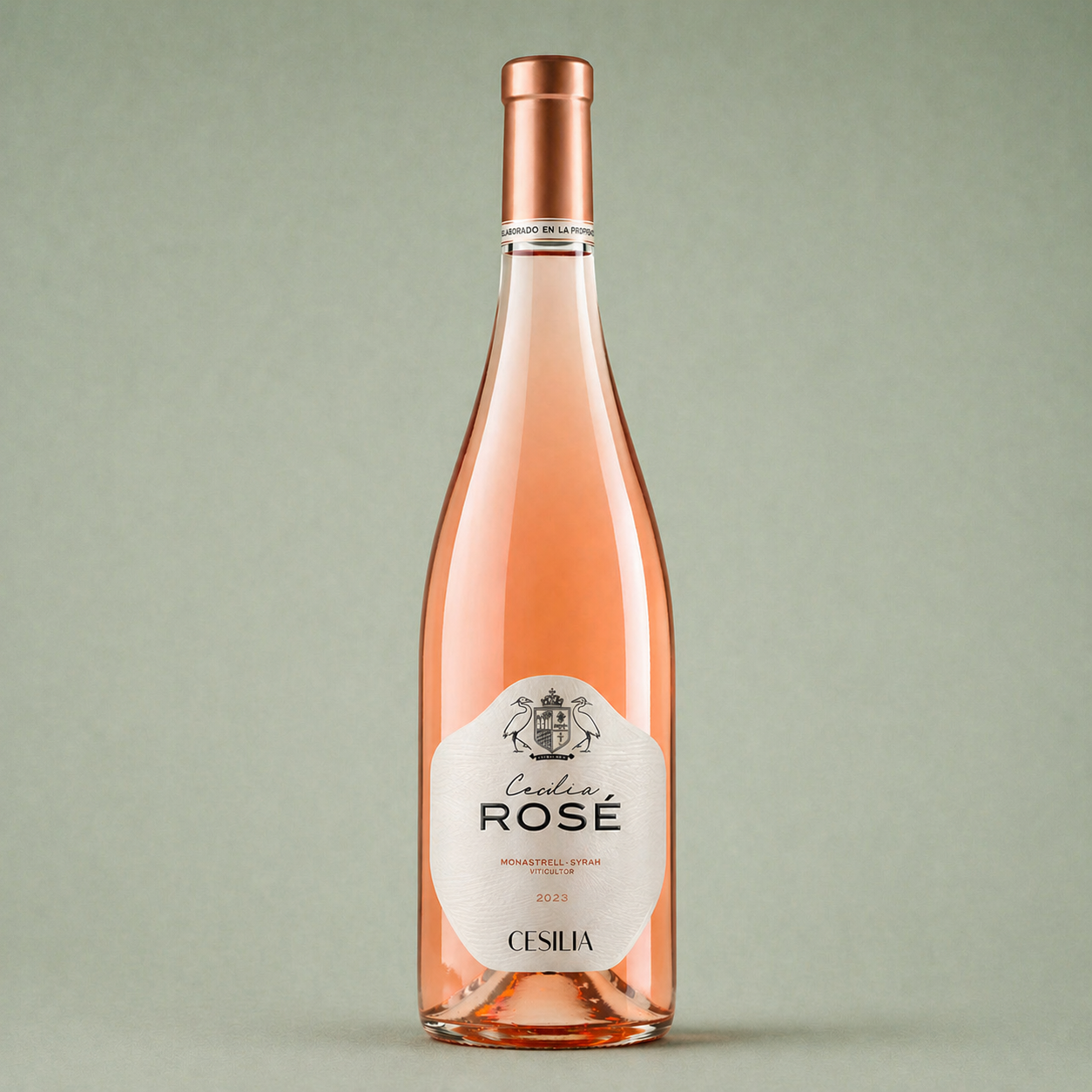   Botella de vino rosado Cesilia Rosé elaborado con Monastrell y Syrah en Alicante