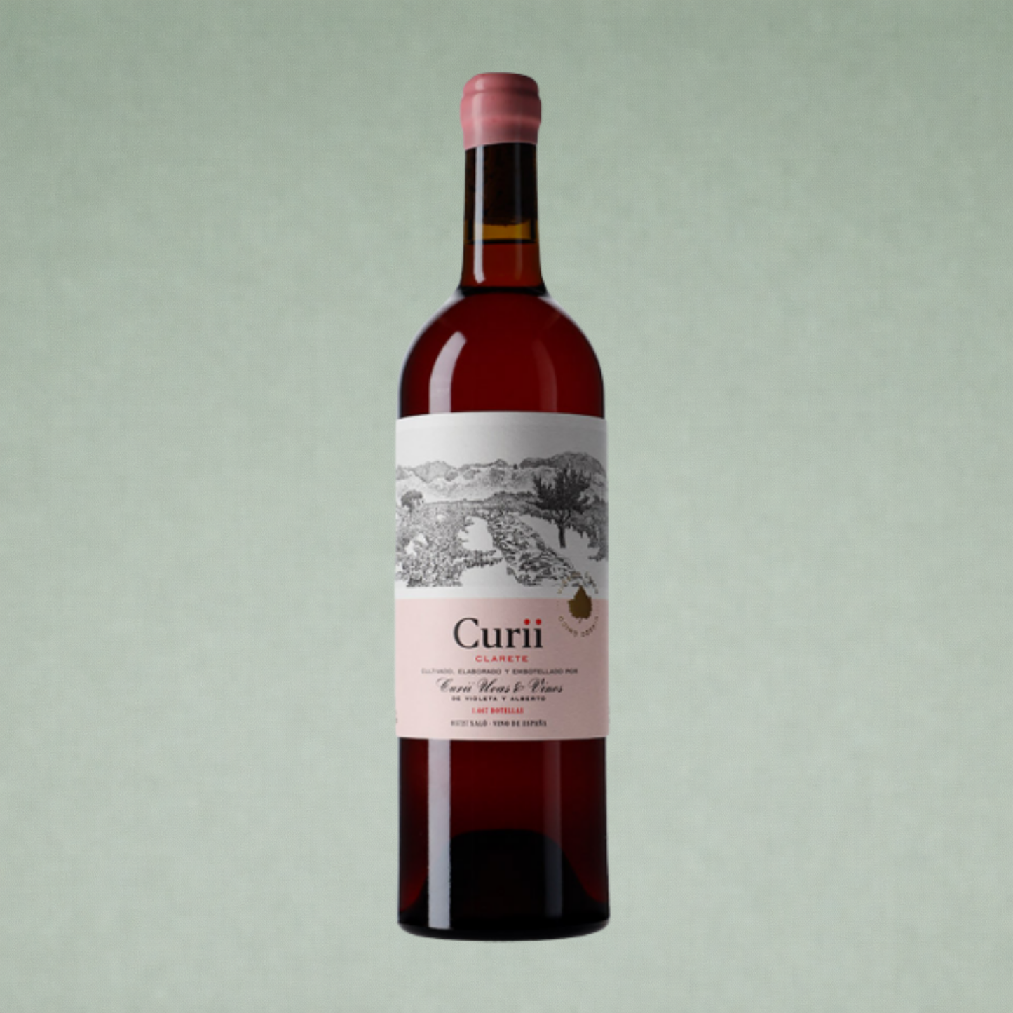 Botella de Curii Clarete, vino rosado con etiqueta de paisaje ilustrado en tonos suaves.