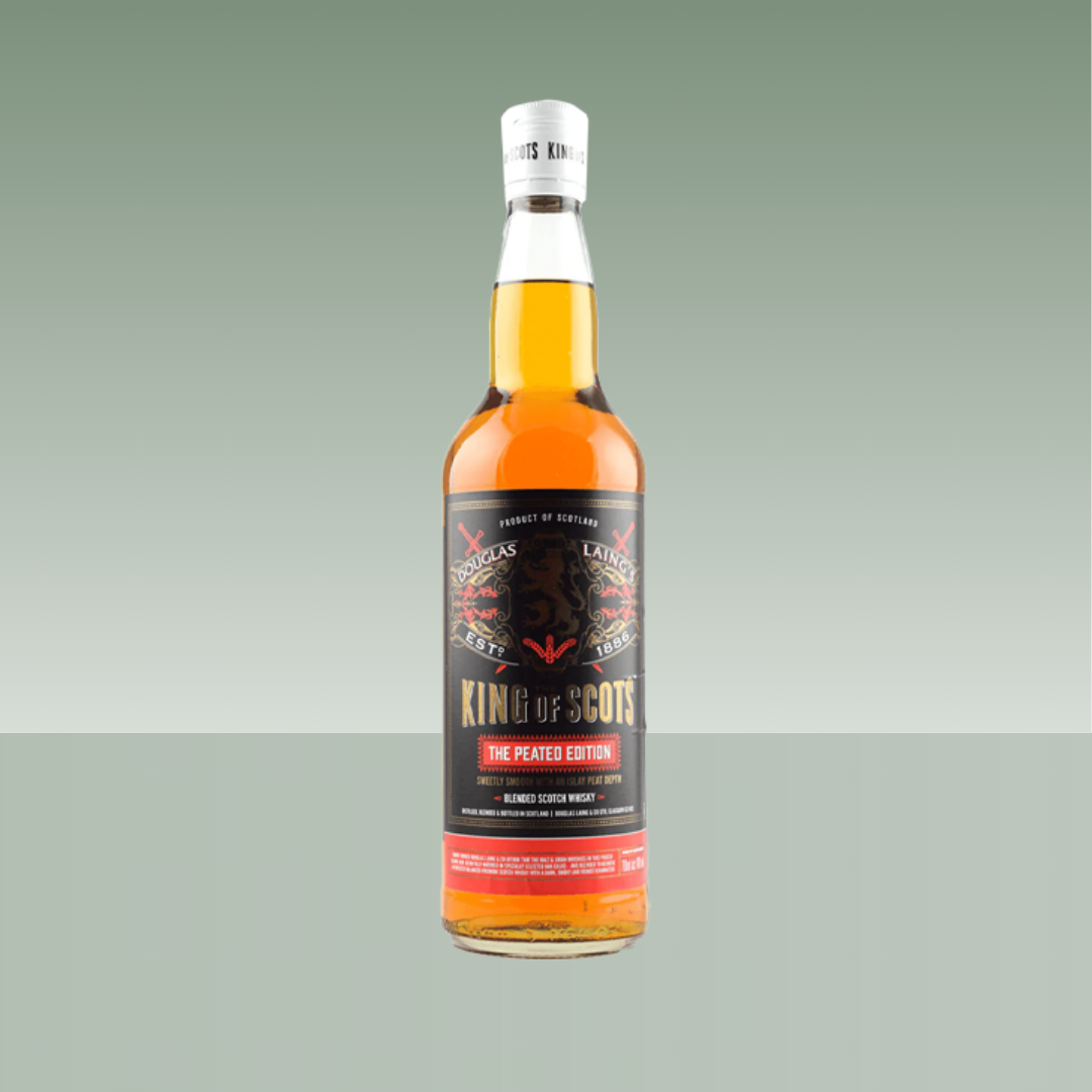 Botella de King of Scots The Peated Edition Blended Scotch Whisky 70 cl con etiqueta negra y roja.