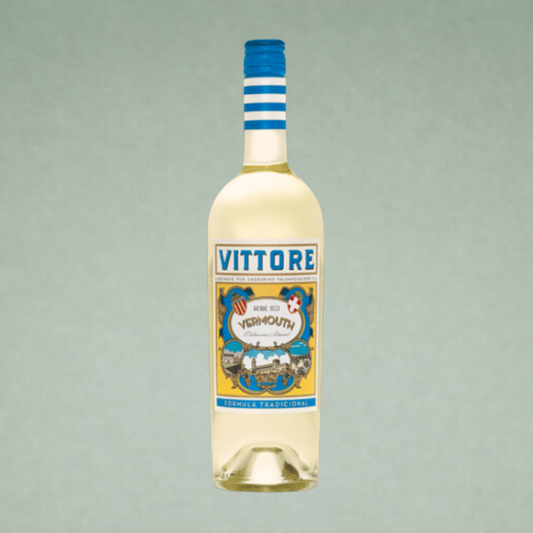 Vittore vermouth blanco botella con etiqueta clásica y colores vivos